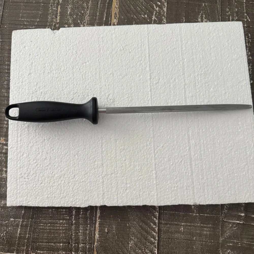 Zwilling J.A. Henckels Honing Steel 9 inch Rod Black Good Condition German Steel